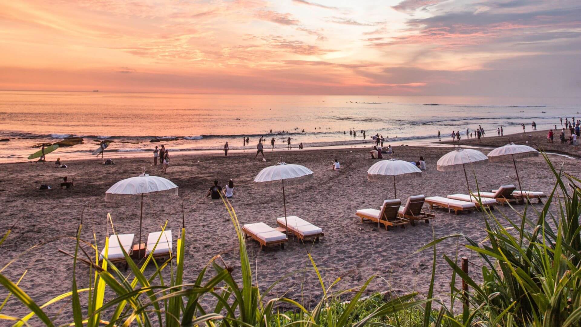 Sonnenuntergang am Strand von Bali